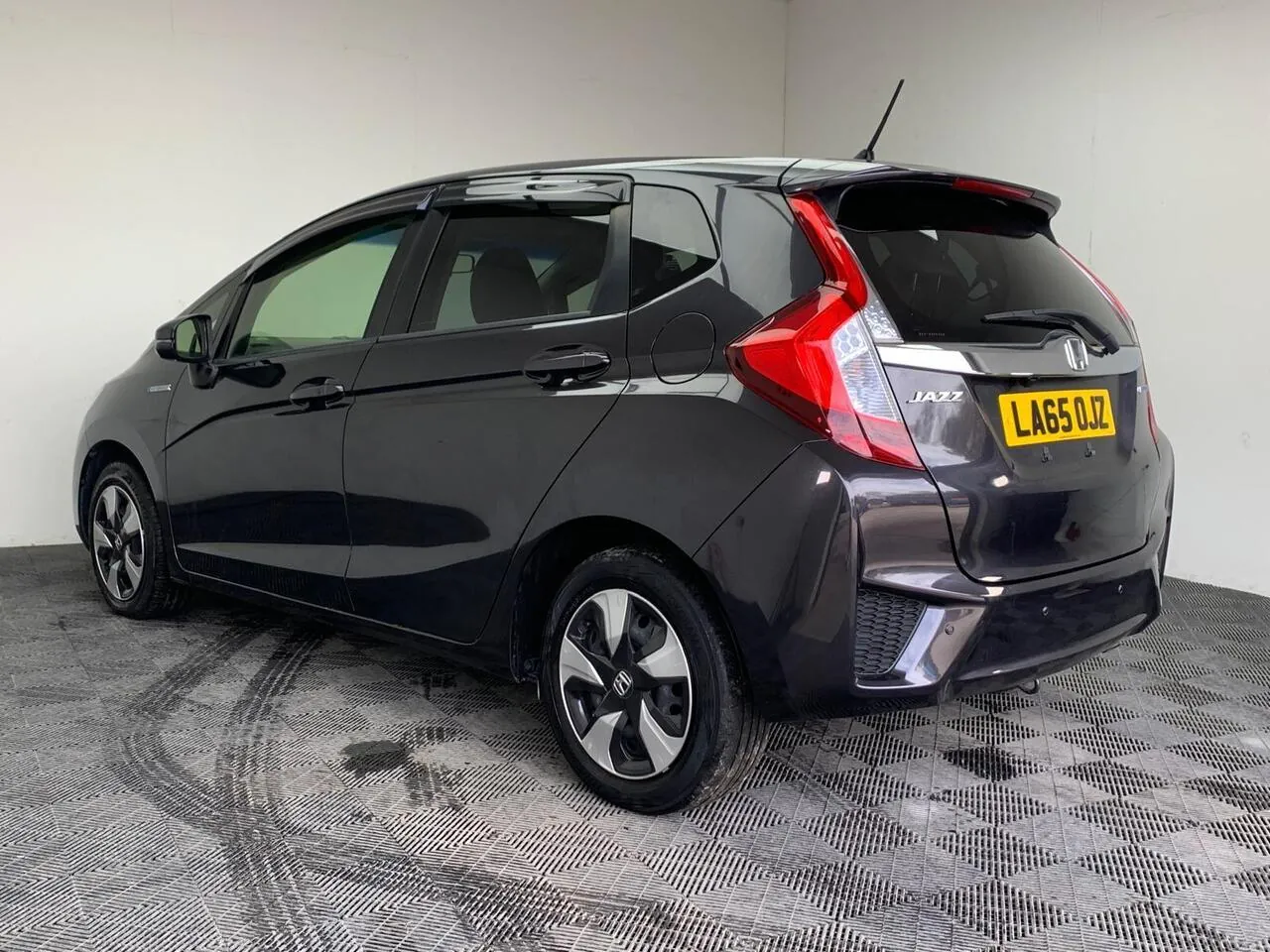Honda Jazz 2015 photo 4