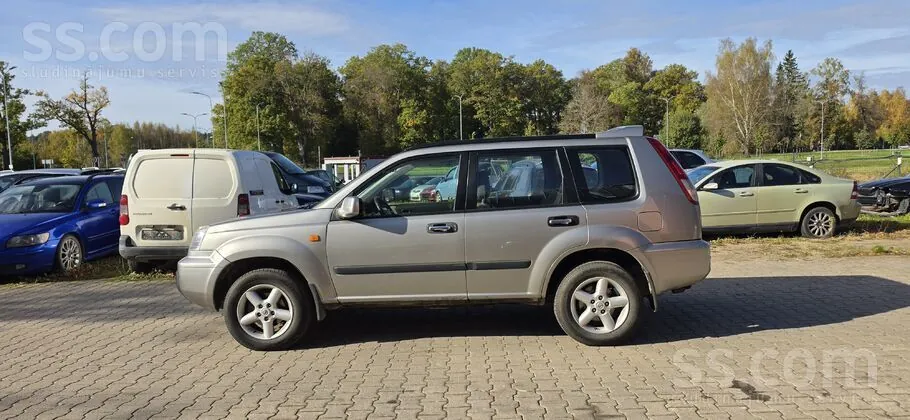 Nissan X-Trail 2003 photo 5