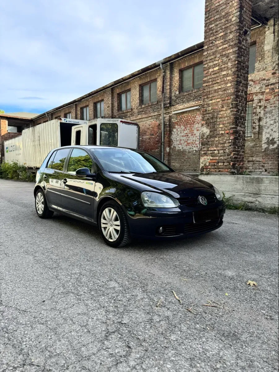 Volkswagen Golf 2003 photo 3