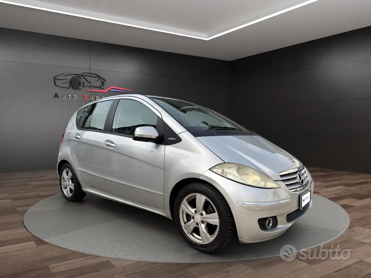 Mercedes-Benz A 170 2009 photo 2