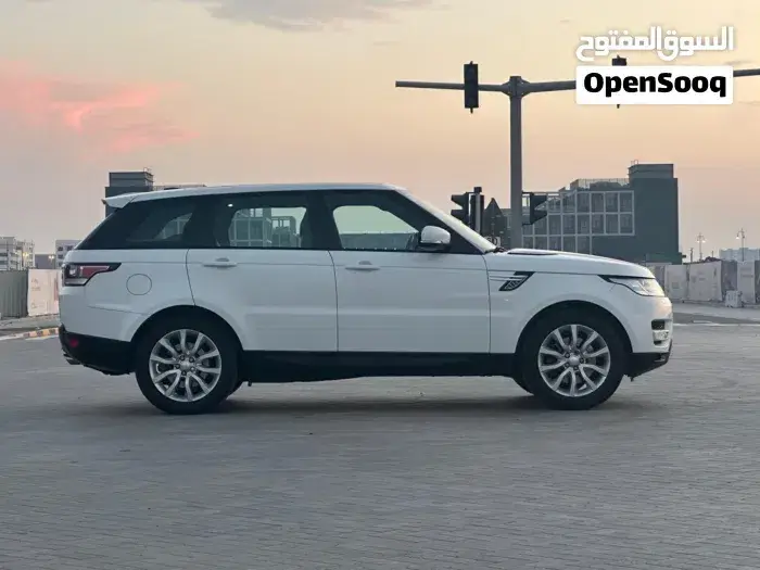 Land Rover Range Rover Sport 2015 photo 4