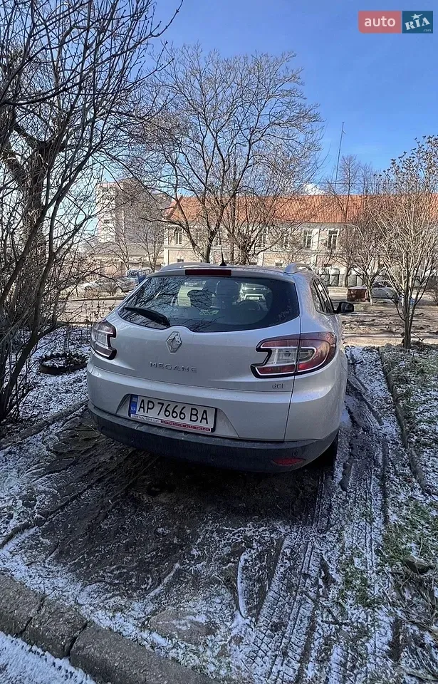Renault Megane 2013 photo 3