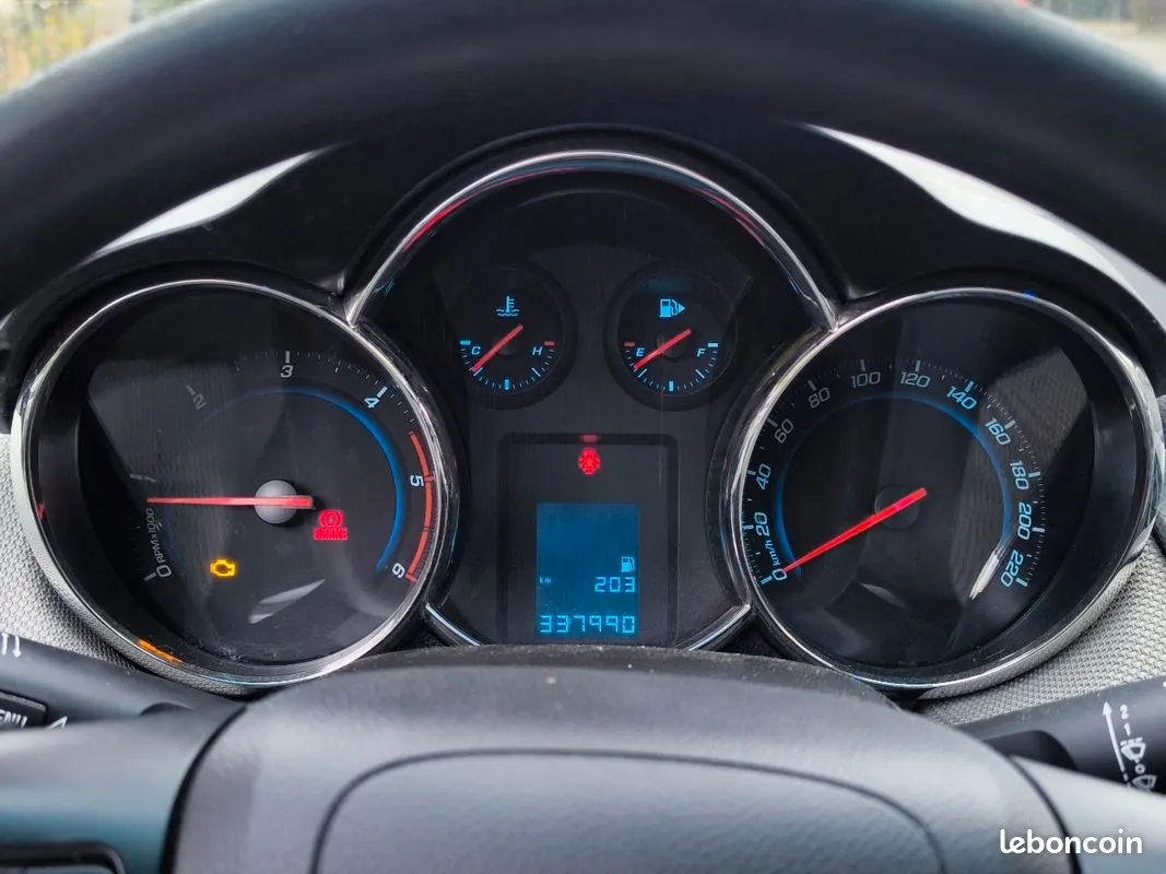 Chevrolet Cruze 2011 photo 3