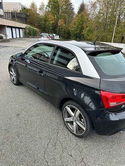 Audi A1 2011 photo 4