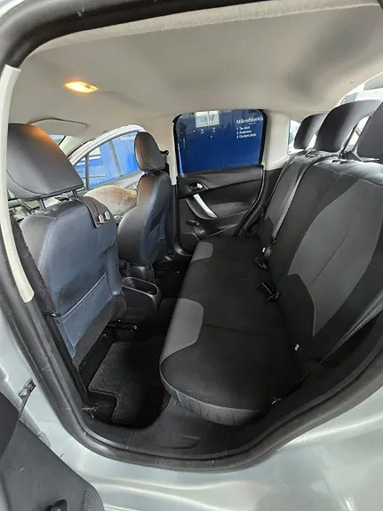 Citroen C3 2012 photo 4