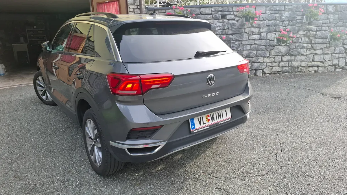 Volkswagen T-Roc 2021 photo 3