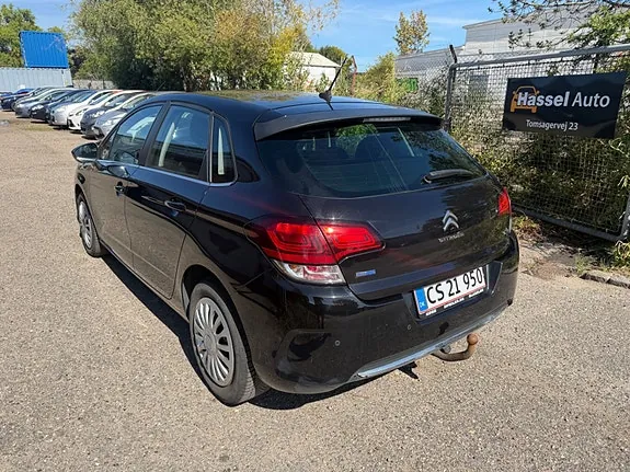 Citroen C4 2015 photo 3
