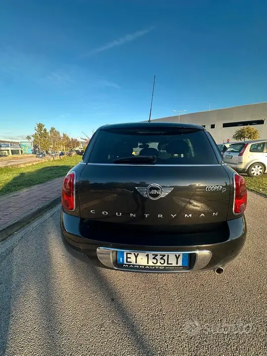 Mini Countryman 2015 photo 2