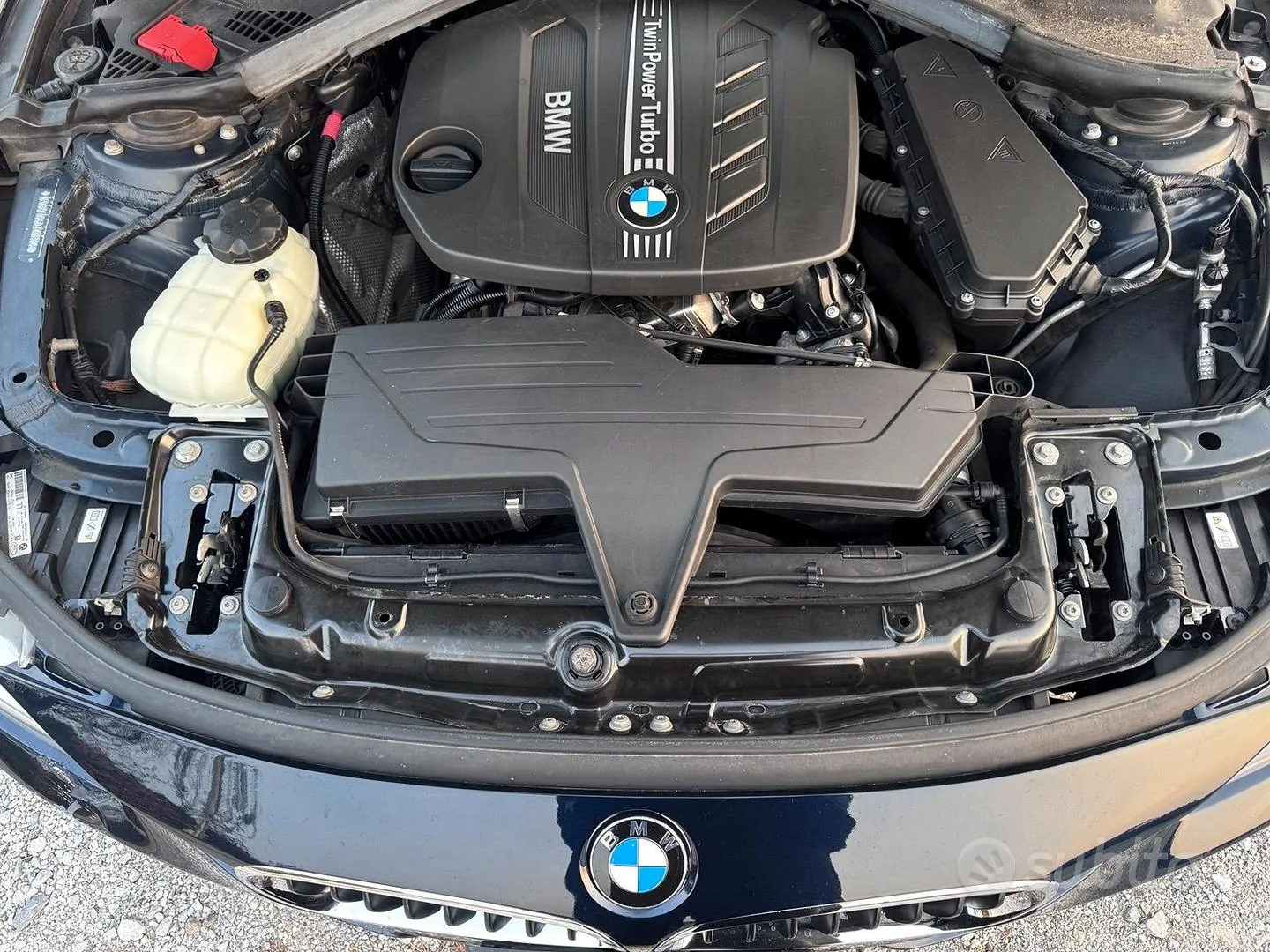 BMW 318D 2012 photo 4