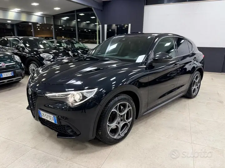 Alfa Romeo Stelvio 2023 photo 3