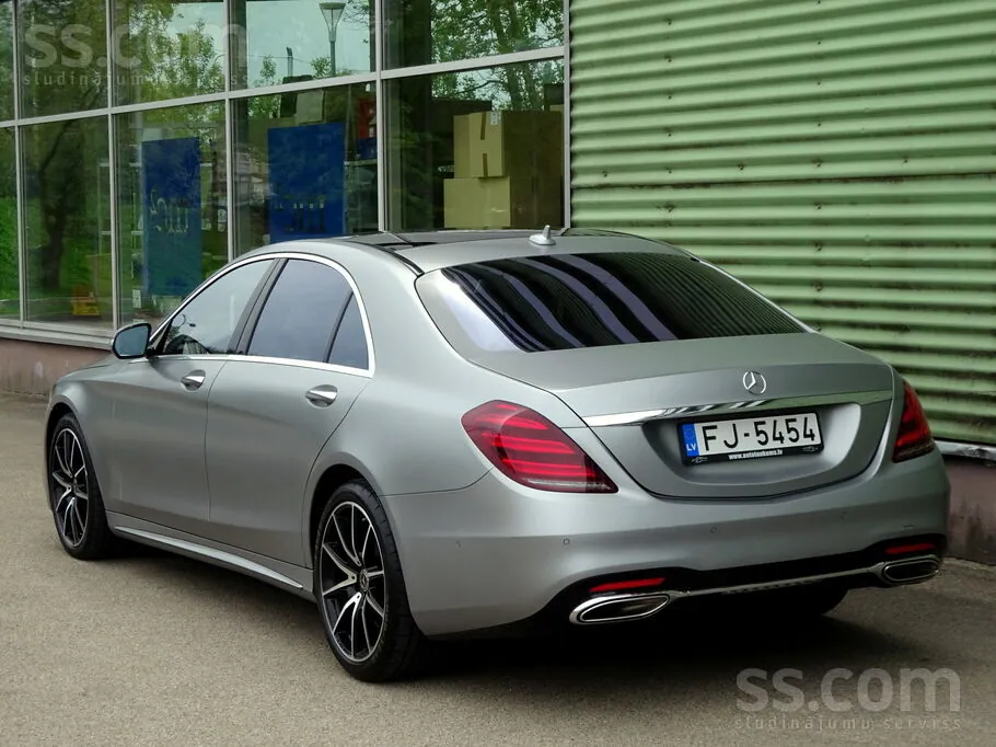 Mercedes-Benz S560 2018 photo 4