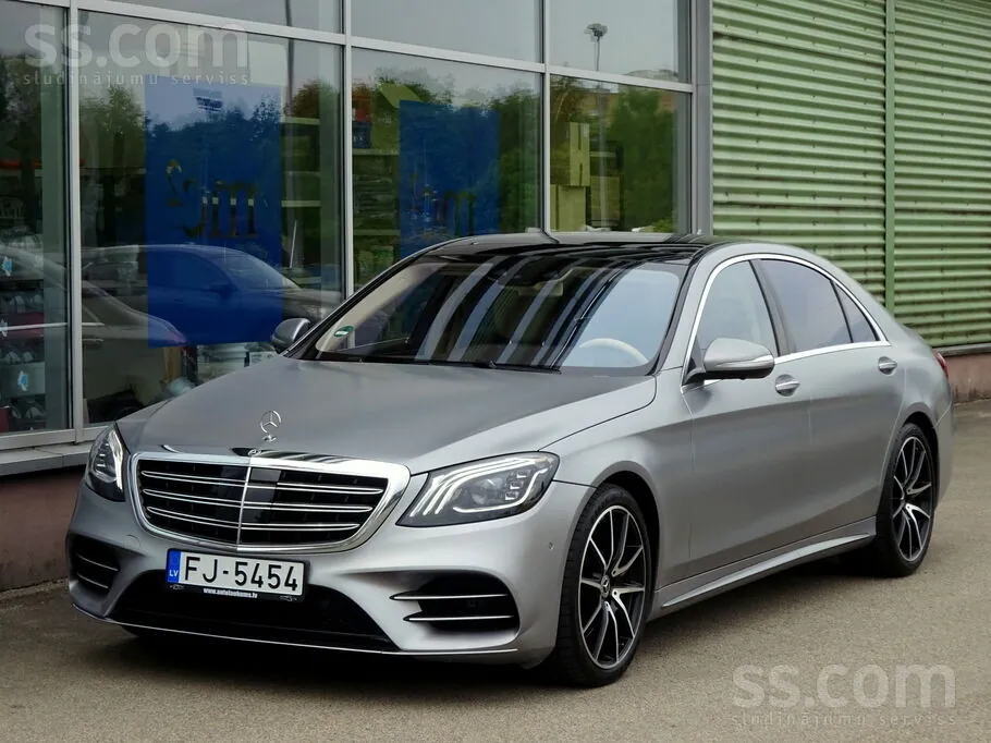 Mercedes-Benz S560