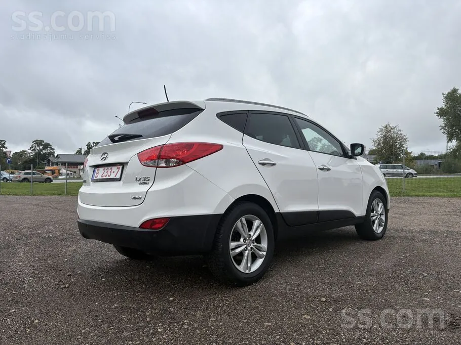 Hyundai Ix35 2012 photo 3