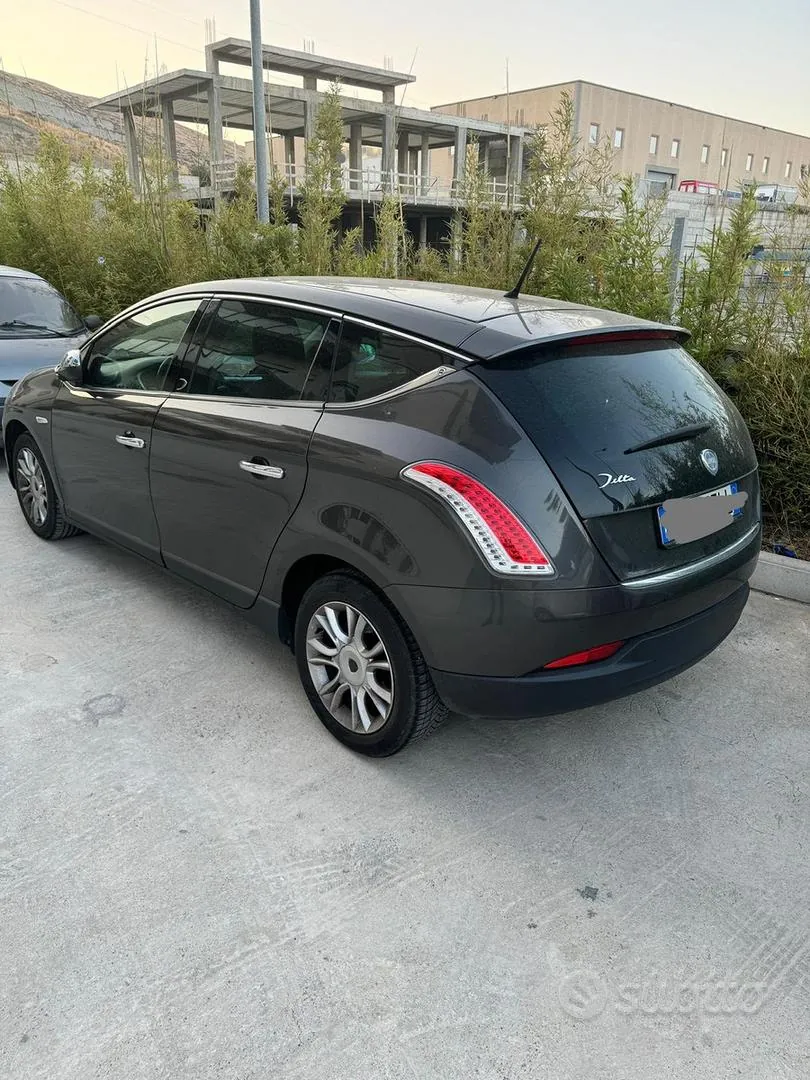 Lancia Delta 2013 photo 4
