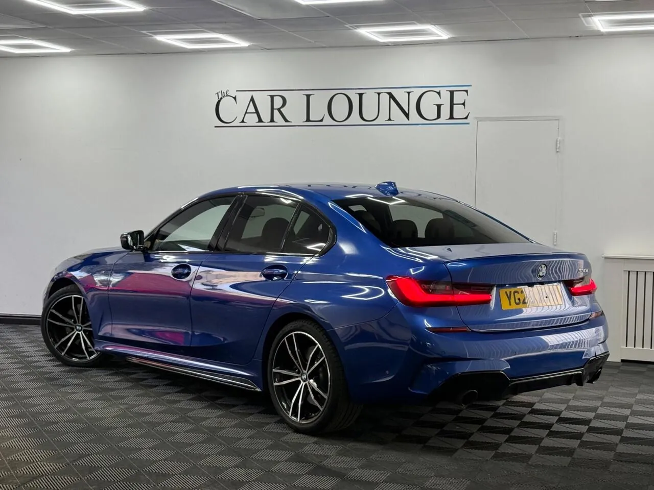 BMW 3 Series 2020 photo 5