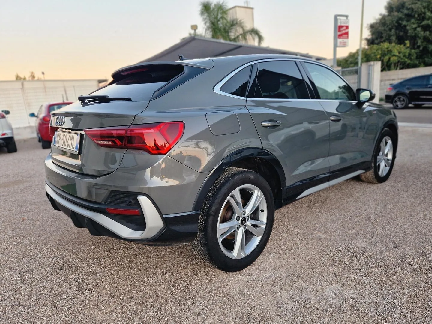 Audi Q3 2023 photo 4