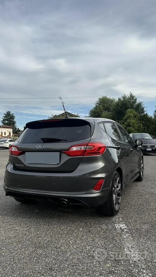 Ford Fiesta 2021 photo 3