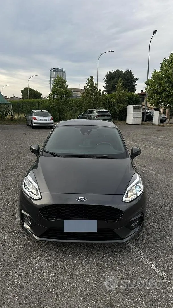 Ford Fiesta 2021 photo 2