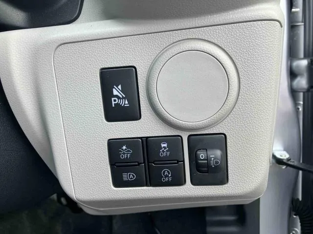 Daihatsu Miraiyese 2026 photo 5