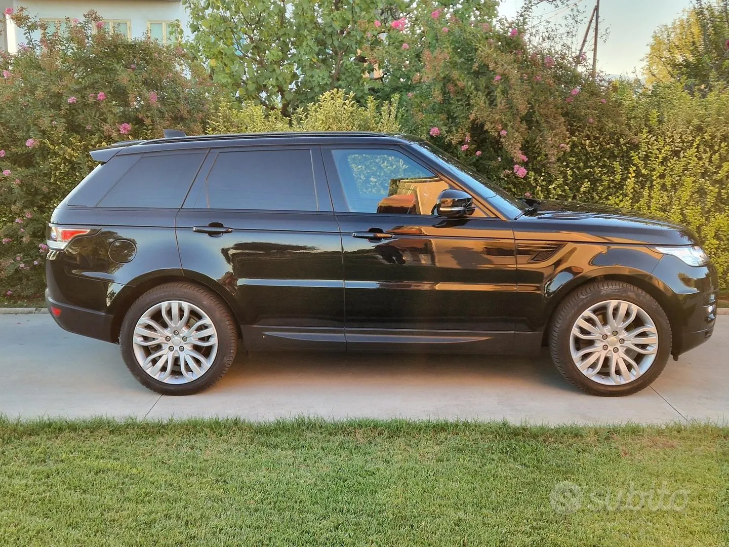 Land Rover Range Rover Sport 2017 photo 3
