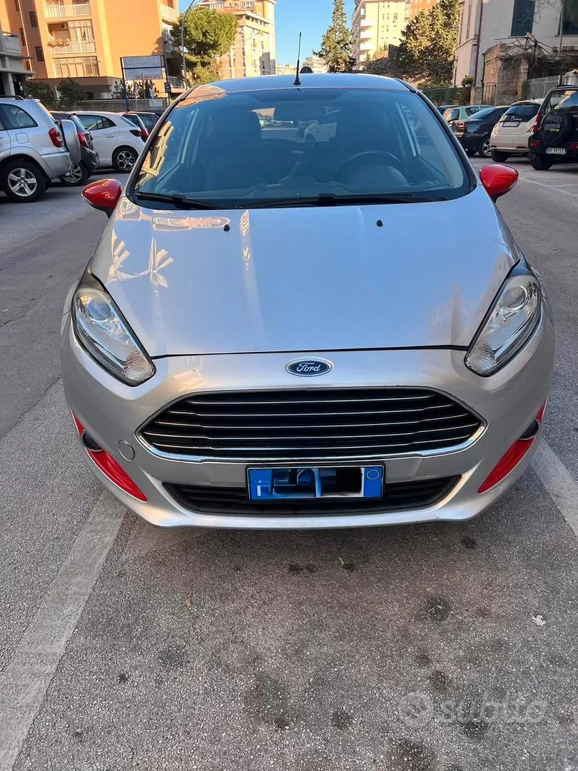 Ford Fiesta 2014 photo 3