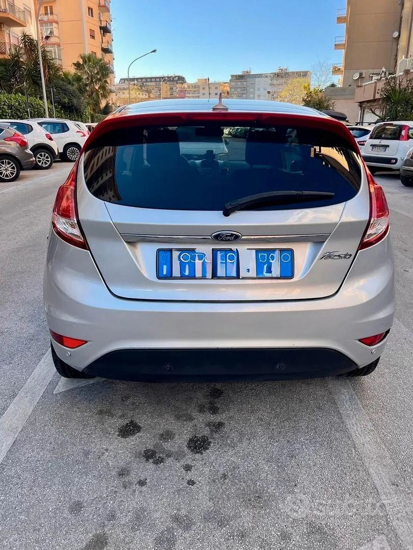 Ford Fiesta 2014 photo 4