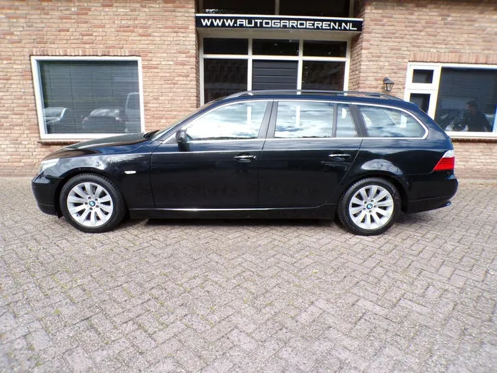 BMW 5-Serie 2009 photo 2