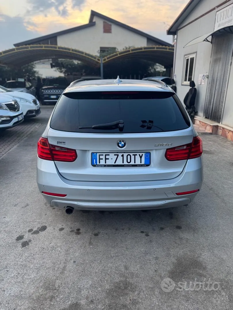 BMW 3 Series 2017 photo 5