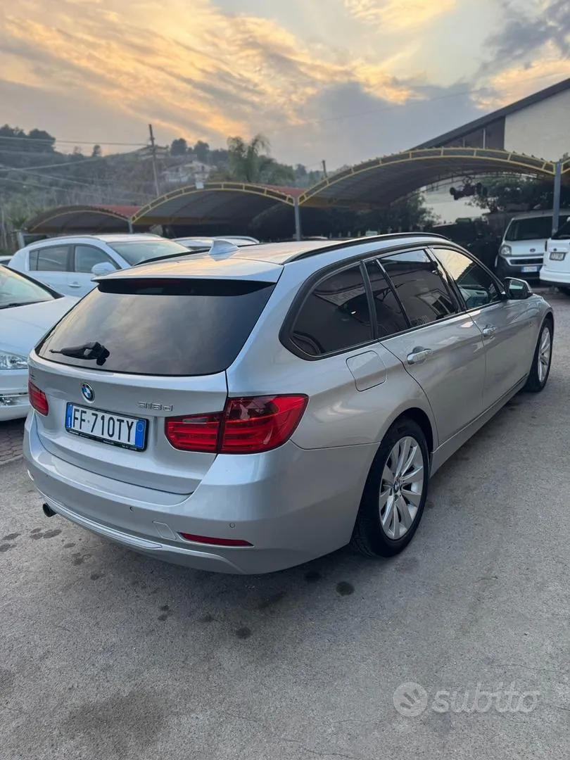 BMW 3 Series 2017 photo 4
