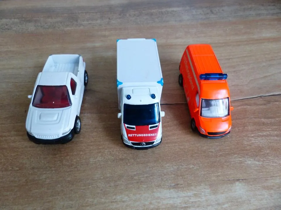 Siku Siku Autos