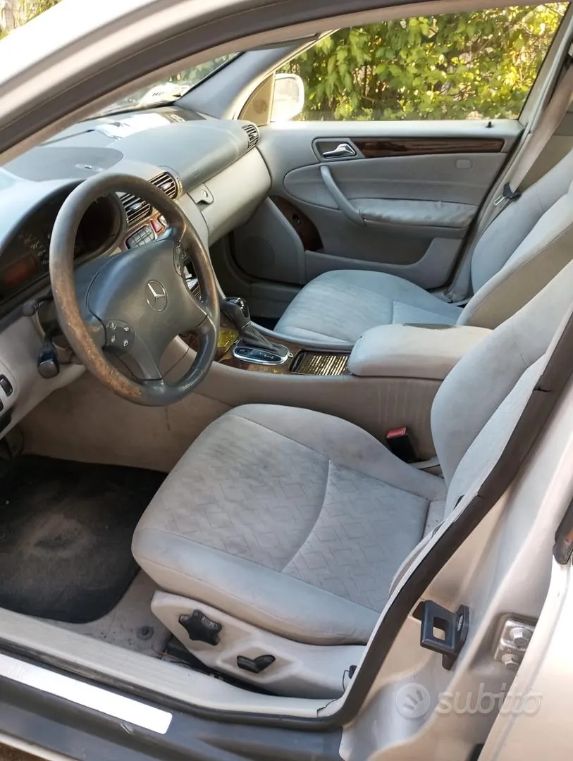 Mercedes-Benz C220 2000 photo 3