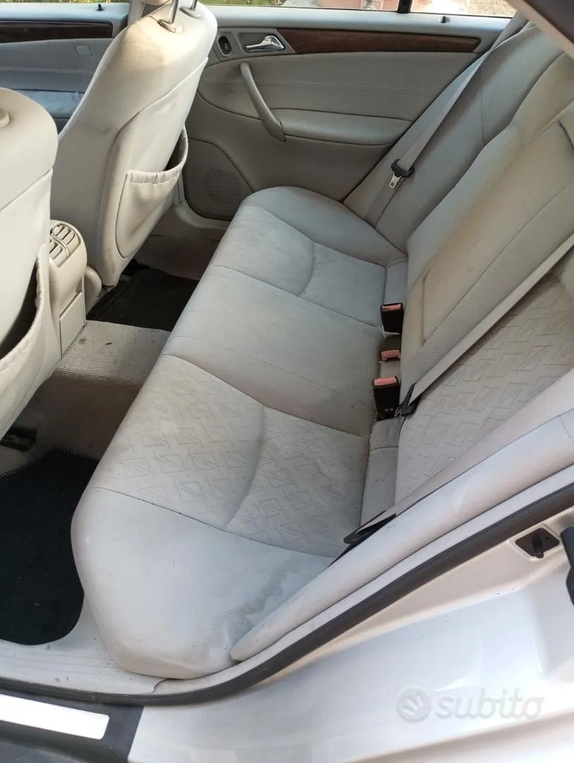 Mercedes-Benz C220 2000 photo 2