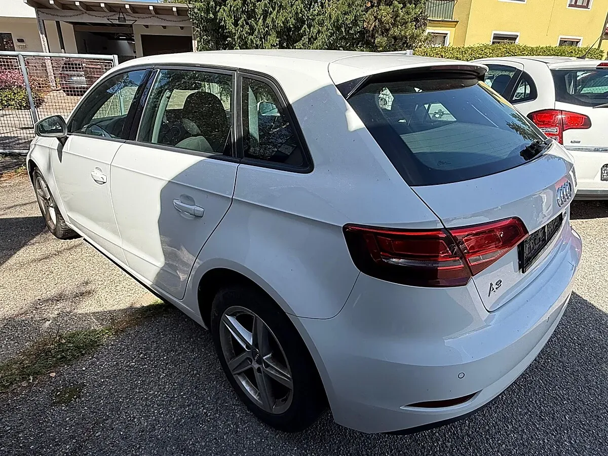 Audi A3 2018 photo 3