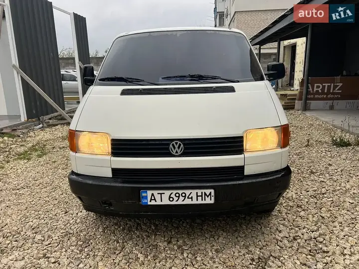 Volkswagen Caravelle