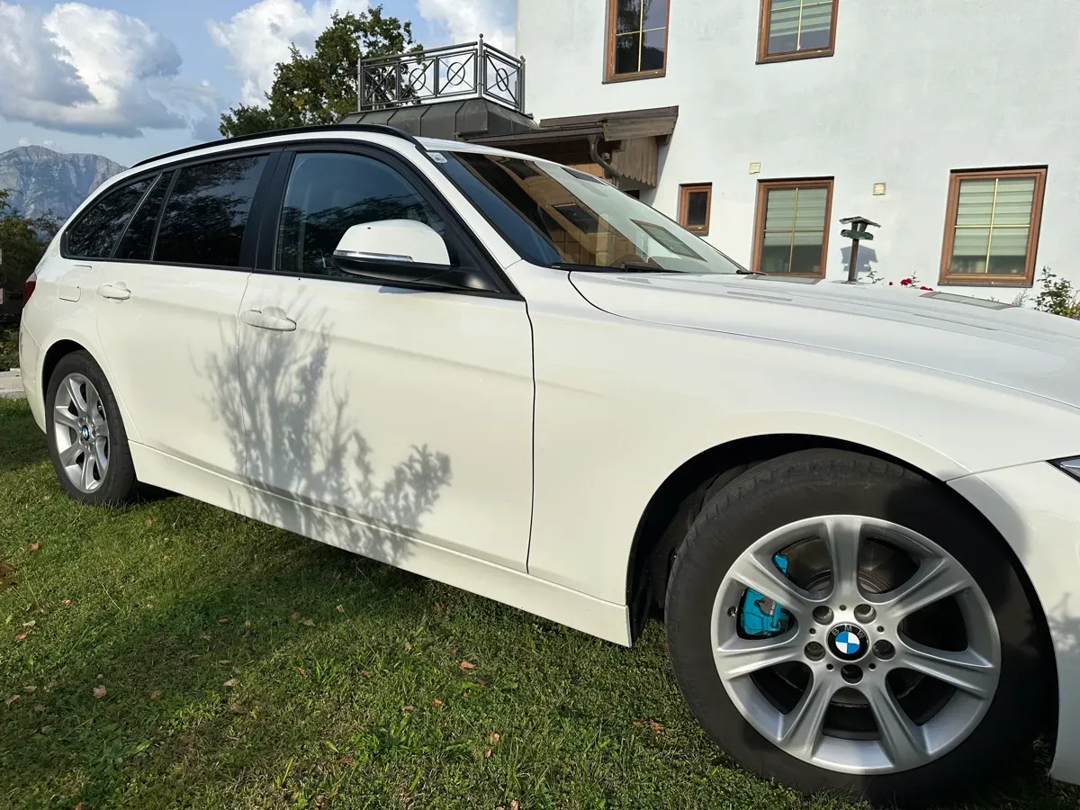 BMW 3 Series 2013 photo 3