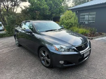 Lexus Is 250 2010 photo 4