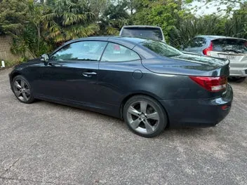 Lexus Is 250 2010 photo 2