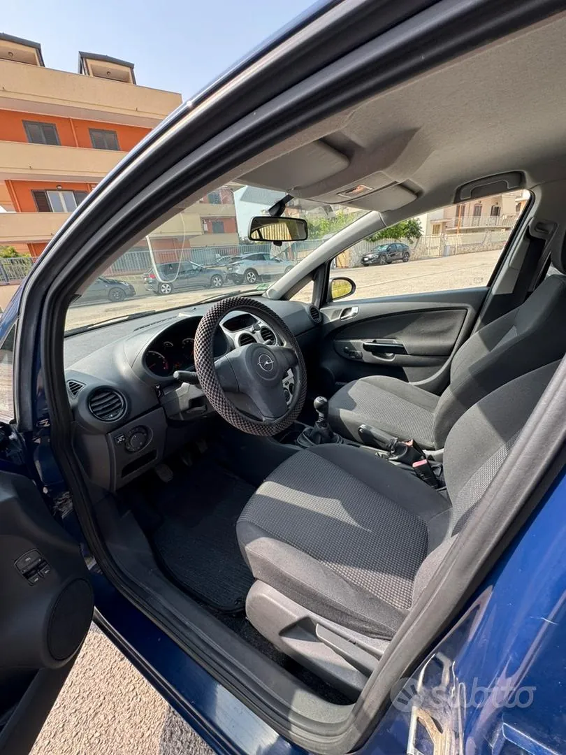 Opel Corsa 2009 photo 4