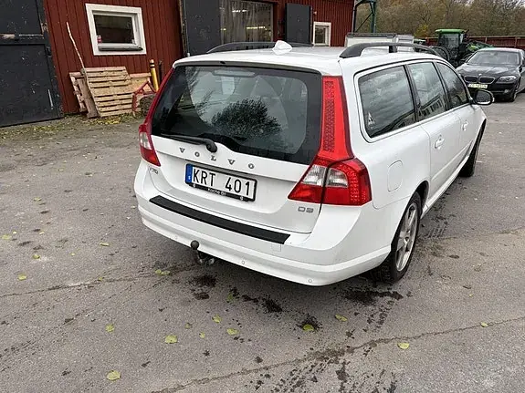 Volvo V70 2011 photo 3