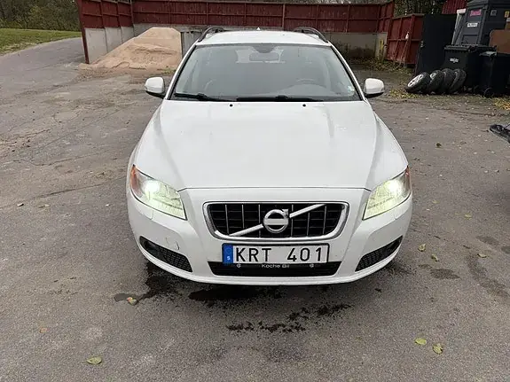 Volvo V70 2011 photo 4