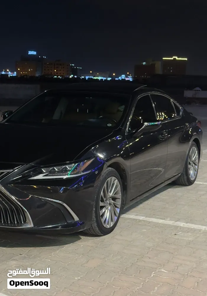 Lexus Es350 2019 photo 2