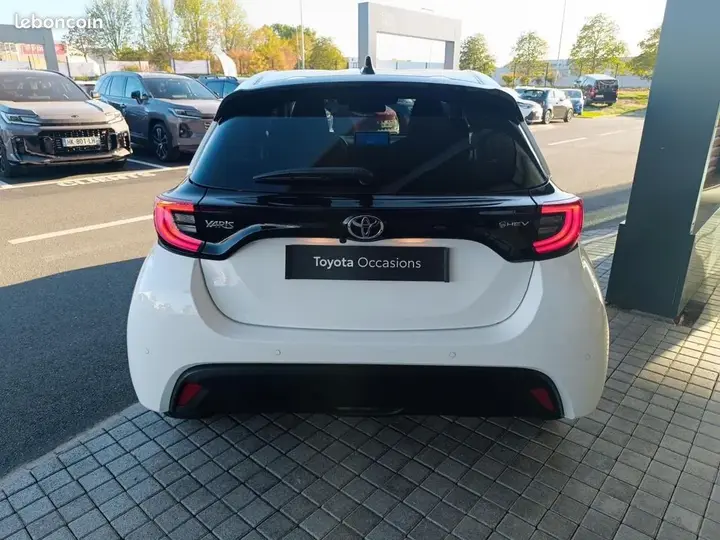 Toyota Yaris 2025 photo 5