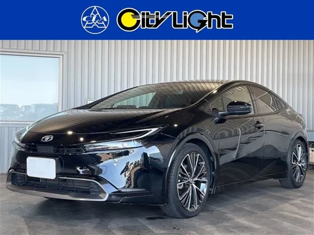 Toyota Prius 2023 photo 2