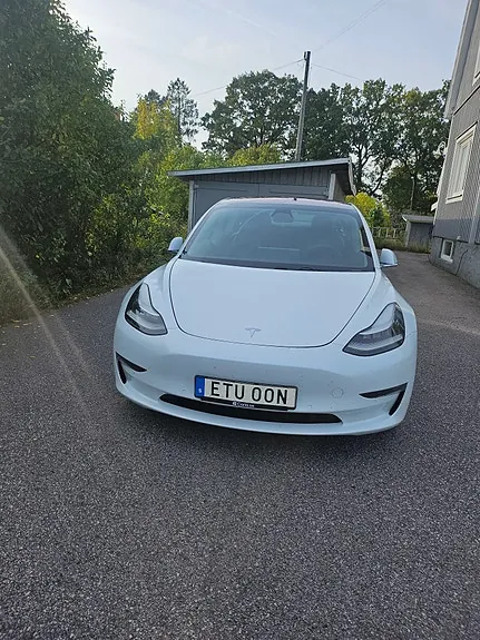 Tesla Model 3 2019 photo 2
