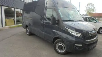 Iveco Daily 2015 photo 2