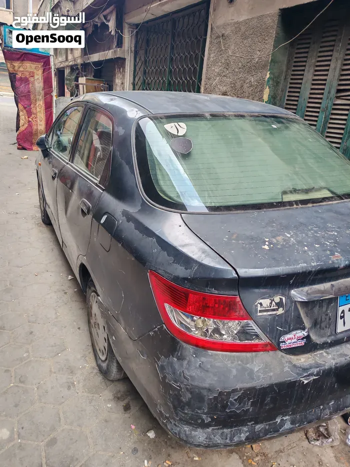 Honda City 2005 photo 2