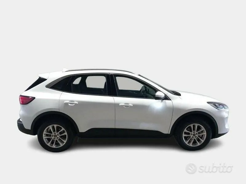 Ford Kuga 2022 photo 3