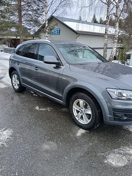 Audi Q5 2012 photo 2