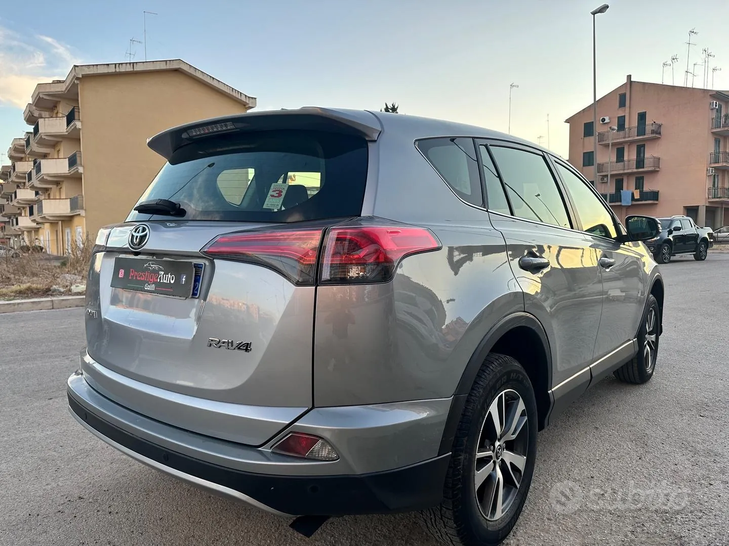 Toyota Rav4 2017 photo 4