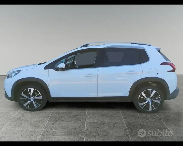 Peugeot 2008 2019 photo 2